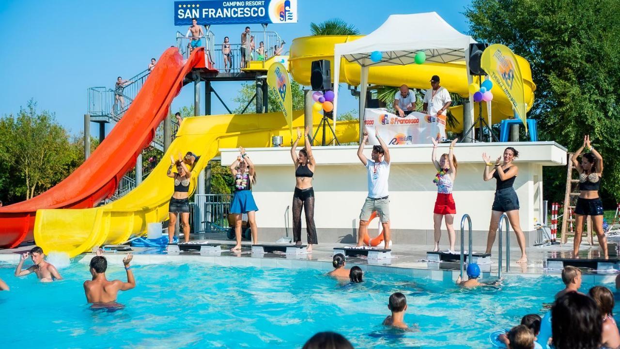 Villaggio San Francesco - Adria Holiday Mobile Homes Duna Verde Dış mekan fotoğraf