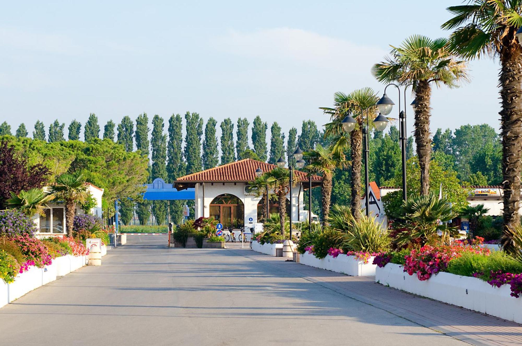 Villaggio San Francesco - Adria Holiday Mobile Homes Duna Verde Dış mekan fotoğraf
